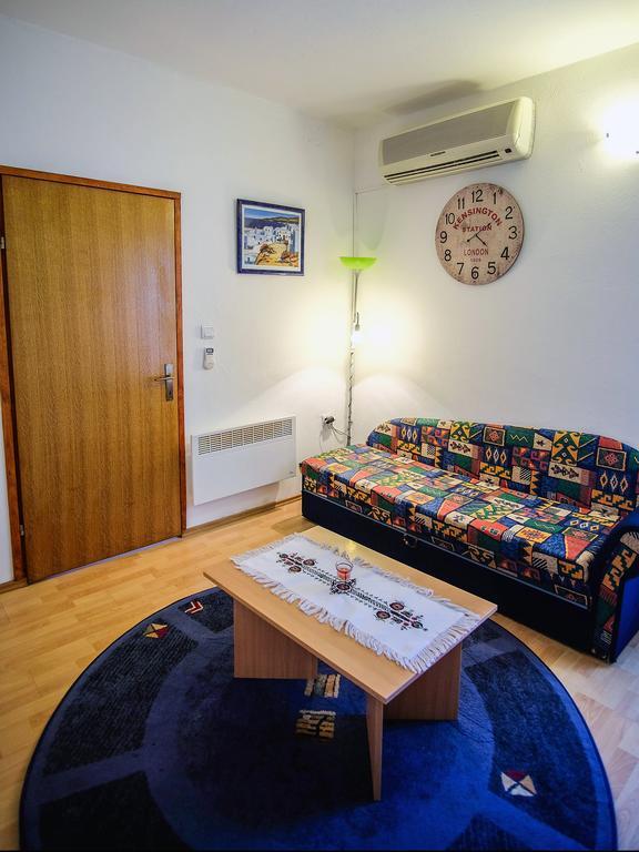 Studio Apartments Shanti Zadar Pokój zdjęcie